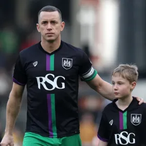 Aaron Wilbraham Leads Bristol City Charge at Craven Cottage, Sky Bet Championship 2016