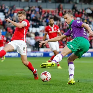 Aaron Wilbraham's Stunning Goal: Bristol City Triumphs Over Barnsley Aaron Wilbraham's Stunning Goal: Bristol City Triumphs Over Barnsley