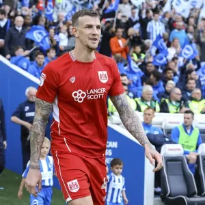Aden Flint Leads Bristol City Charge Print Aden Flint Leads Bristol City Charge Print