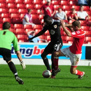 Adomah Penalty Foul: Barnsley vs. Bristol City (Championship, 09/04/2011) Adomah Penalty Foul: Barnsley vs. Bristol City (Championship, 09/04/2011)