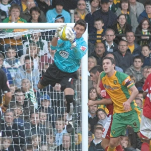 Adriano Basso in Action: Norwich City vs. Bristol City