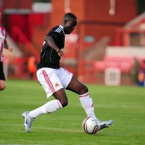 Albert Adomah Print - Bristol City FC Match Action Photo