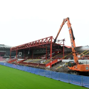 Ashton Gate Stadium: Demolition of the Old Williams Stand (July 2015)