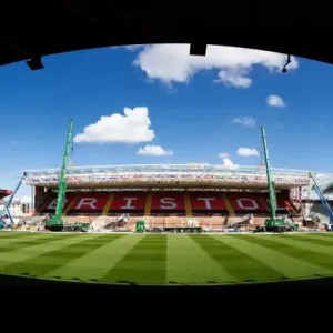 Ashton Gate Stadium: Raising the Dolman Stand Roof Extension