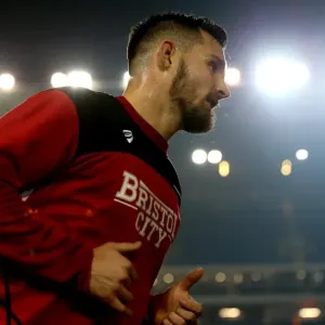 Bailey Wright of Bristol City in Action Against Leeds United, Sky Bet Championship, 2017 Bailey Wright of Bristol City in Action Against Leeds United, Sky Bet Championship, 2017
