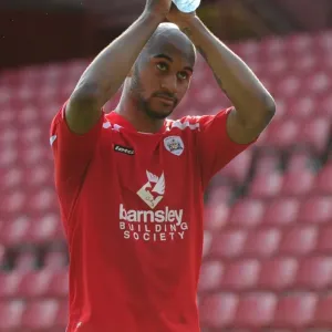 Barnsley vs. Bristol City: Showdown at Oakwell Stadium (09/04/2011) - Championship Football Match - Danny Haynes of Barnsley Barnsley vs. Bristol City: Showdown at Oakwell Stadium (09/04/2011) - Championship Football Match - Danny Haynes of Barnsley