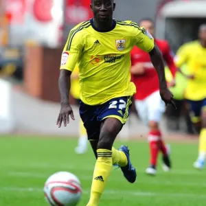Barnsley vs. Bristol City: Albert Adomah in Championship Action at Oakwell Stadium (October 2011)