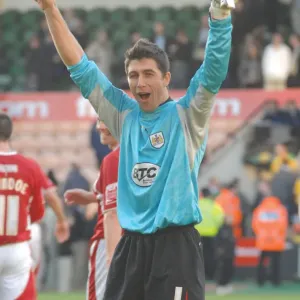 Basso in Action: Norwich City vs. Bristol City