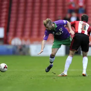 Battle at Bramal Lane: Wade Elliott vs. Robert Harris - Sky Bet League One Opener, Sheffield United vs. Bristol City Battle at Bramal Lane: Wade Elliott vs. Robert Harris - Sky Bet League One Opener, Sheffield United vs. Bristol City