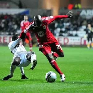 Battling for Championship Glory: Jamal Campbell-Ryce vs. Nathan Dyer (10/11/2010) - Football Rivalry in the Championship
