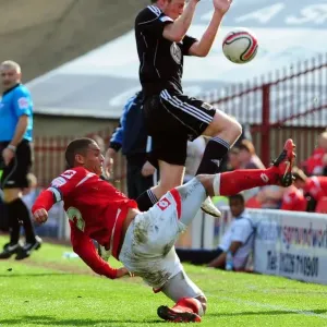 Battling for Supremacy: Doyle vs. Clarkson in the Championship Clash between Barnsley and Bristol City Battling for Supremacy: Doyle vs. Clarkson in the Championship Clash between Barnsley and Bristol City