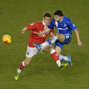 Battling for Supremacy: Smith vs Egan in the Johnstone's Paint Trophy Showdown
