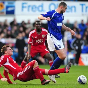 Battling for Supremacy: Wood vs. Delaney in Ipswich Town vs. Bristol City Clash