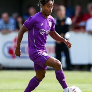 Bobby Reid in Action: Bristol City's Pre-season Friendly vs. Bristol Manor Farm (2017)