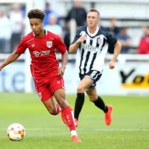 Bobby Reid Charges Forward: Bristol City vs Bath City Pre-Season Friendly, July 2016 Bobby Reid Charges Forward: Bristol City vs Bath City Pre-Season Friendly, July 2016