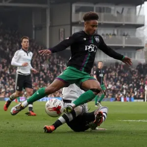 Bobby Reid Tackled in Fulham vs. Bristol City Championship Clash