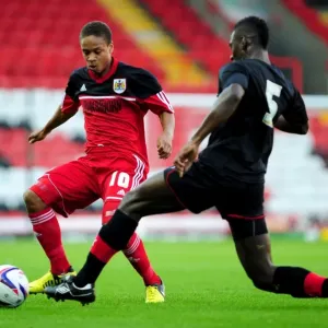 Bobby Reid vs Aaron Pierre: A Battle for Ball Possession - Bristol City U21s vs Brentford U21s Bobby Reid vs Aaron Pierre: A Battle for Ball Possession - Bristol City U21s vs Brentford U21s
