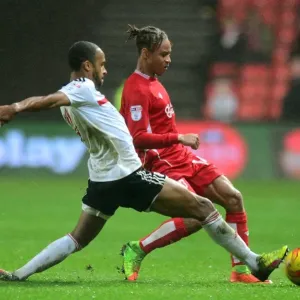 Bobby Reid vs Dennis Odoi: Intense Battle at Ashton Gate - Bristol City vs Fulham, Sky Bet Championship Bobby Reid vs Dennis Odoi: Intense Battle at Ashton Gate - Bristol City vs Fulham, Sky Bet Championship