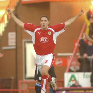 Bradley Orr en Acción: Bristol City contra Sheffield Wednesday Bradley Orr en Acción: Bristol City contra Sheffield Wednesday