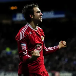 Brett Pitman's Epic Goal Celebration: A Thrilling Championship Moment for Bristol City at QPR (03/01/2011)
