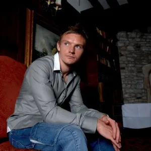 Brian Wilson: A Symbol of Determination in Bristol City Football Club's 08-09 Season