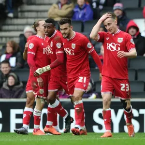 Bristol City Celebrates: Kodjia's Goal vs Milton Keynes Dons (2016)
