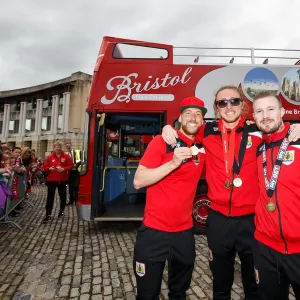 Bristol City Champions: Wagstaff, Ayling, and Elliott's Triumphant Bus Parade - Celebrating League 1 and Johnstones Paint Trophy Titles Bristol City Champions: Wagstaff, Ayling, and Elliott's Triumphant Bus Parade - Celebrating League 1 and Johnstones Paint Trophy Titles
