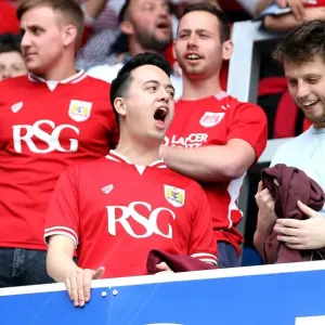Bristol City Fans Unite at QPR vs. Bristol City, Sky Bet Championship (07.05.2016)