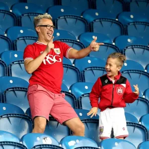 Bristol City Fans Unite at QPR vs. Bristol City, Sky Bet Championship (07.05.2016)