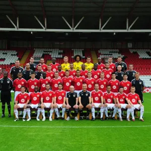 Bristol City FC 2016-2017: The Squad and Management Team United