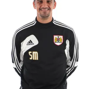 Bristol City FC: Coach Hughes Leads Pre-Season Training with Christian Ribeiro