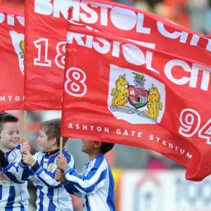 Bristol City FC Honors Notts County with Guard of Honor in Sky Bet League One Clash at Ashton Gate Bristol City FC Honors Notts County with Guard of Honor in Sky Bet League One Clash at Ashton Gate