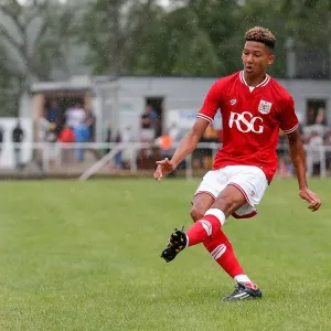 Bristol City FC Print: Lloyd Kelly in Action