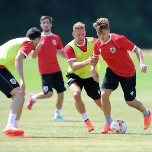 Bristol City FC: Luke Freeman vs. Scott Wagstaff - Intense Training Clash, July 2014 Bristol City FC: Luke Freeman vs. Scott Wagstaff - Intense Training Clash, July 2014