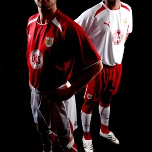 Bristol City FC: New Kit Reveal - Team Portraits