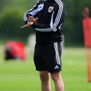 Bristol City FC: Pre-Season Training with Coach Sean O'Driscoll (June 2013)