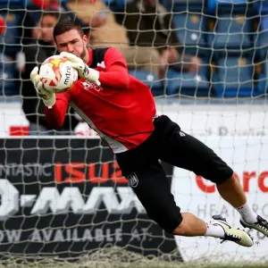 Bristol City FC: Richard O'Donnell Warming Up Ahead of Wycombe Wanderers Clash (EFL League Cup)
