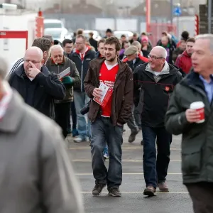 Bristol City FC: A Sea of Supporters Gathering at Ashton Gate for the FA Cup Match against West Ham United (January 2015) Bristol City FC: A Sea of Supporters Gathering at Ashton Gate for the FA Cup Match against West Ham United (January 2015)