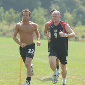 Bristol City FC: Training Sessions 06-07 - Behind the Scenes Bristol City FC: Training Sessions 06-07 - Behind the Scenes