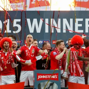 Bristol City FC Triumphs at Wembley: 2-0 Johnstones Paint Trophy Victory over Walsall
