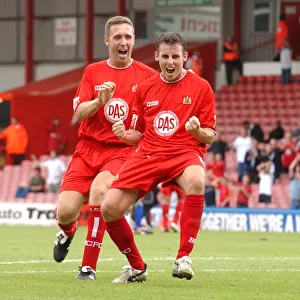 Bristol City FC: Wilkshire and Tinnion in Action (04-05)