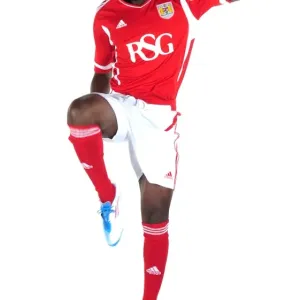 Bristol City First Team: New Kit Revealed for 11-12 Season