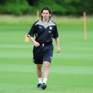 Bristol City First Team: Pre-Season Training 09-10 - Gearing Up for Season Bristol City First Team: Pre-Season Training 09-10 - Gearing Up for Season
