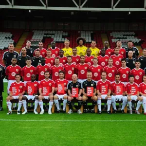 Bristol City First Team: United Front - 2010-11 Season