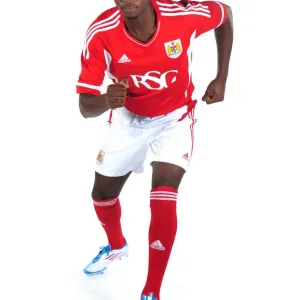 Bristol City First Team: Unveiling the New Kits for Season 11-12