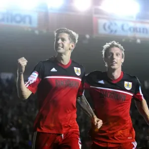 Bristol City Football Club: Championship Victory Celebration - Stead and Woolford's Emotional Reaction (Joe Meredith/Josephmeredith)