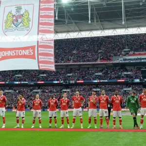 Le Bristol City Football Club aux finales du Johnstone's Paint Trophy, Stade de Wembley ( contre le Walsall ), 2015 Le Bristol City Football Club aux finales du Johnstone's Paint Trophy, Stade de Wembley ( contre le Walsall ), 2015