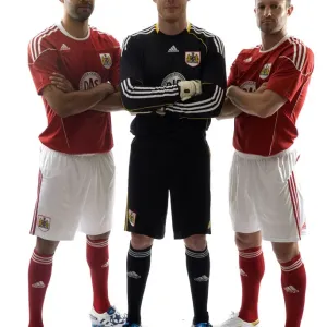 Bristol City Football Club: New Kit Unveiled for 09-10 Season