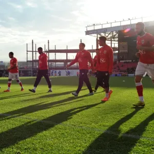 Bristol City Football Team Print - Warming Up Before Kick-off Against Preston North End
