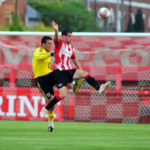 Bristol City Goalkeeper Print - Stephen Henderson Clears Ball